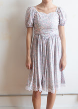 Vintage Floral Puff Sleeve Dress