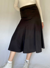 90's Black Midi Skirt