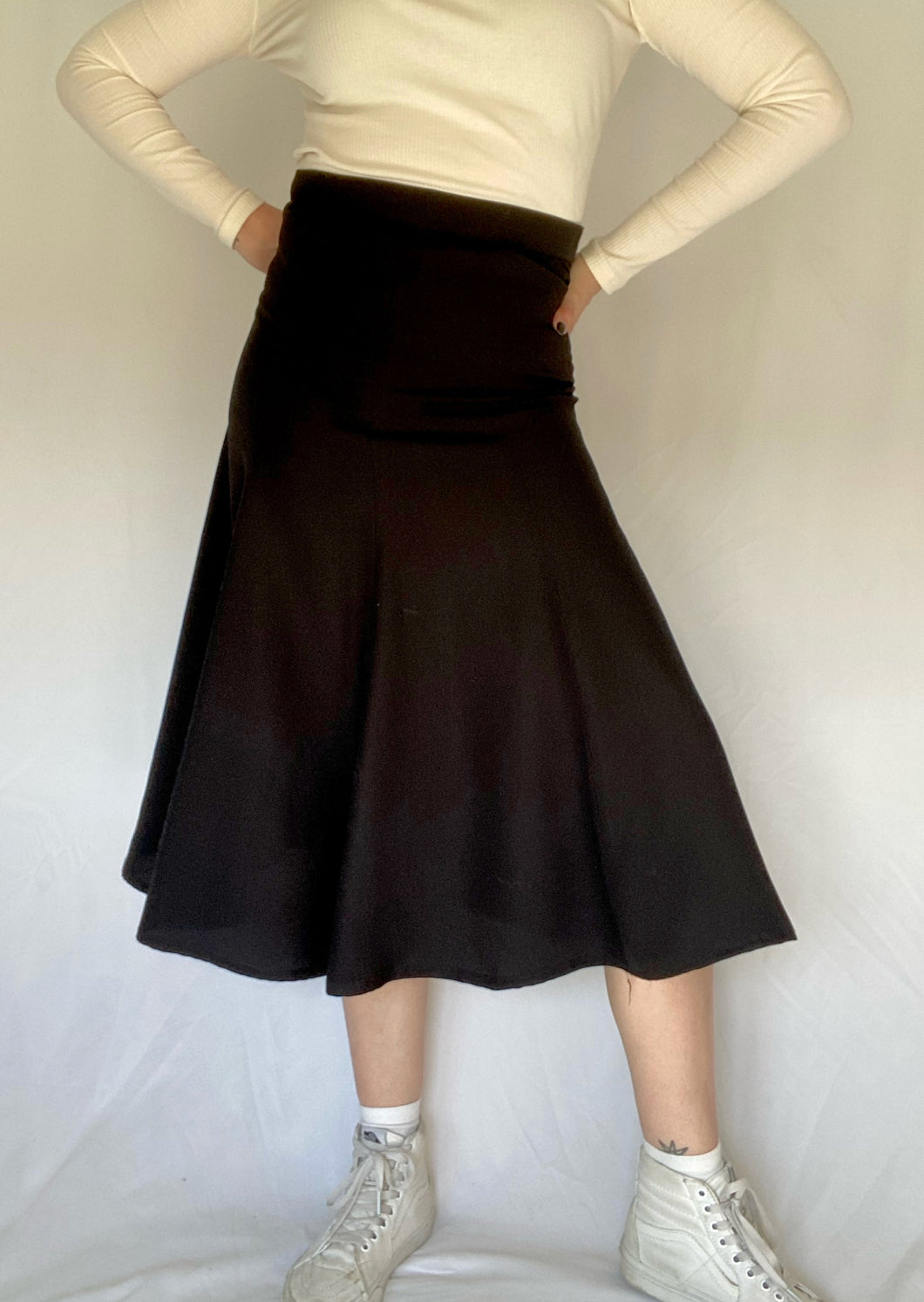 90's Black Midi Skirt