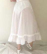 70's White Peasant Skirt