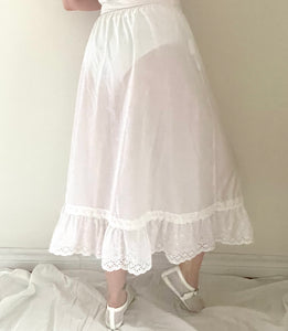 70's White Peasant Skirt