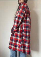 90's Plaid Flannel Button-Up
