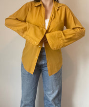 70's Yellow Button-Up