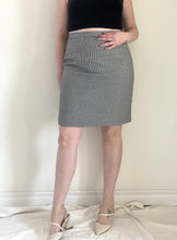Houndstooth Pencil Skirt