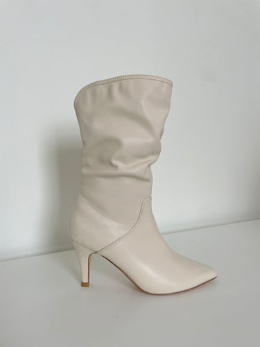 80's White Stiletto Slouch Boots