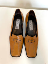 90's Tan Bocci Heeled Loafer