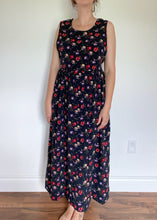 90's Floral Sleeveless Dress