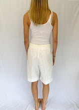 90's White Bermuda Shorts